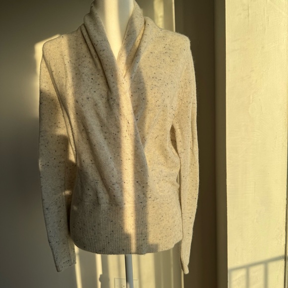 Ann Taylor Cashmere Shawl Collar Wrap Sweater Speckled Cream Small - Picture 3 of 12